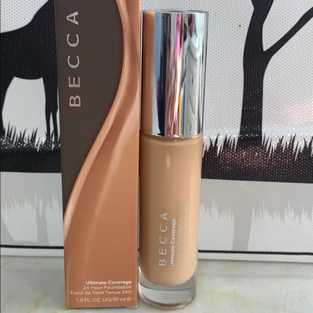 Becca 24 hour foundation